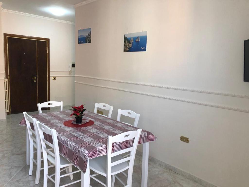 Appartamento House Pompei- Casa Vacanza 斯卡法蒂 外观 照片